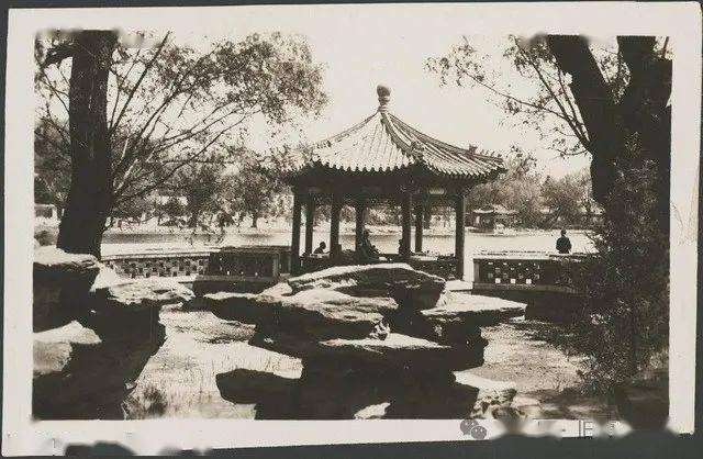 中南海勝跡價(jià)格的歷史回顧與時(shí)代地位，深度解析中南海勝跡價(jià)值及影響。